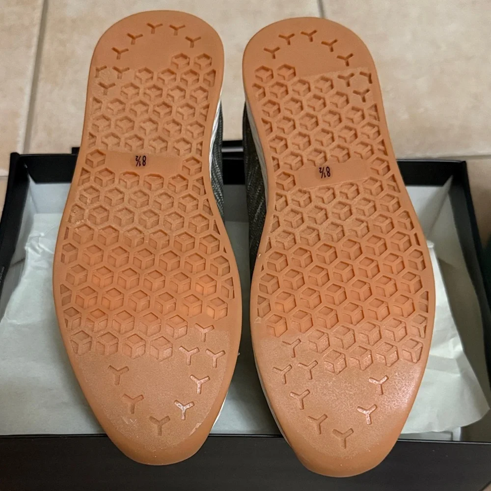 URBAN SPORT by J/SLIDES NEW in BOX Women's Sneakers Size 6